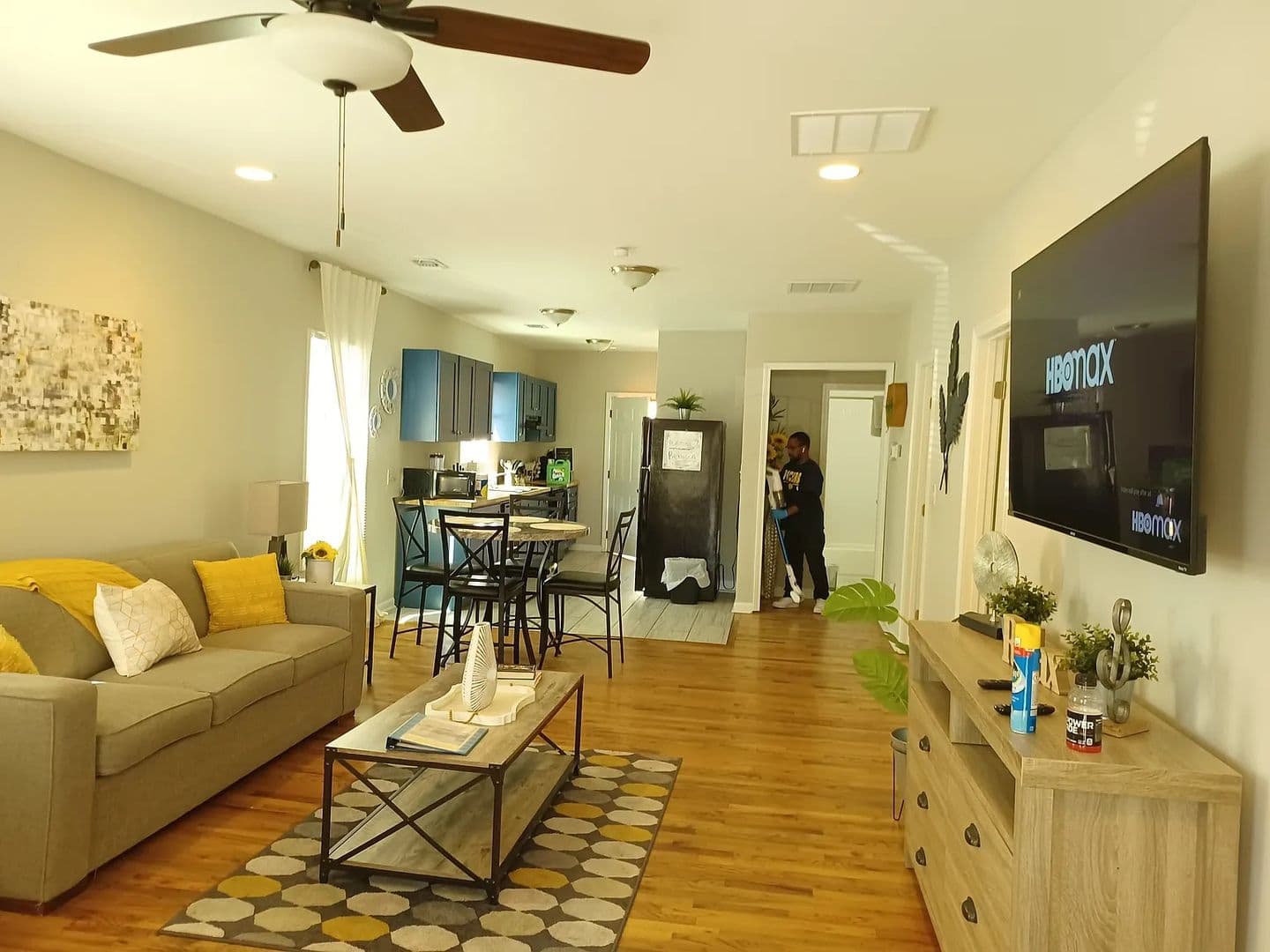 Atlanta House: 956 Mayson Turner Rd NW