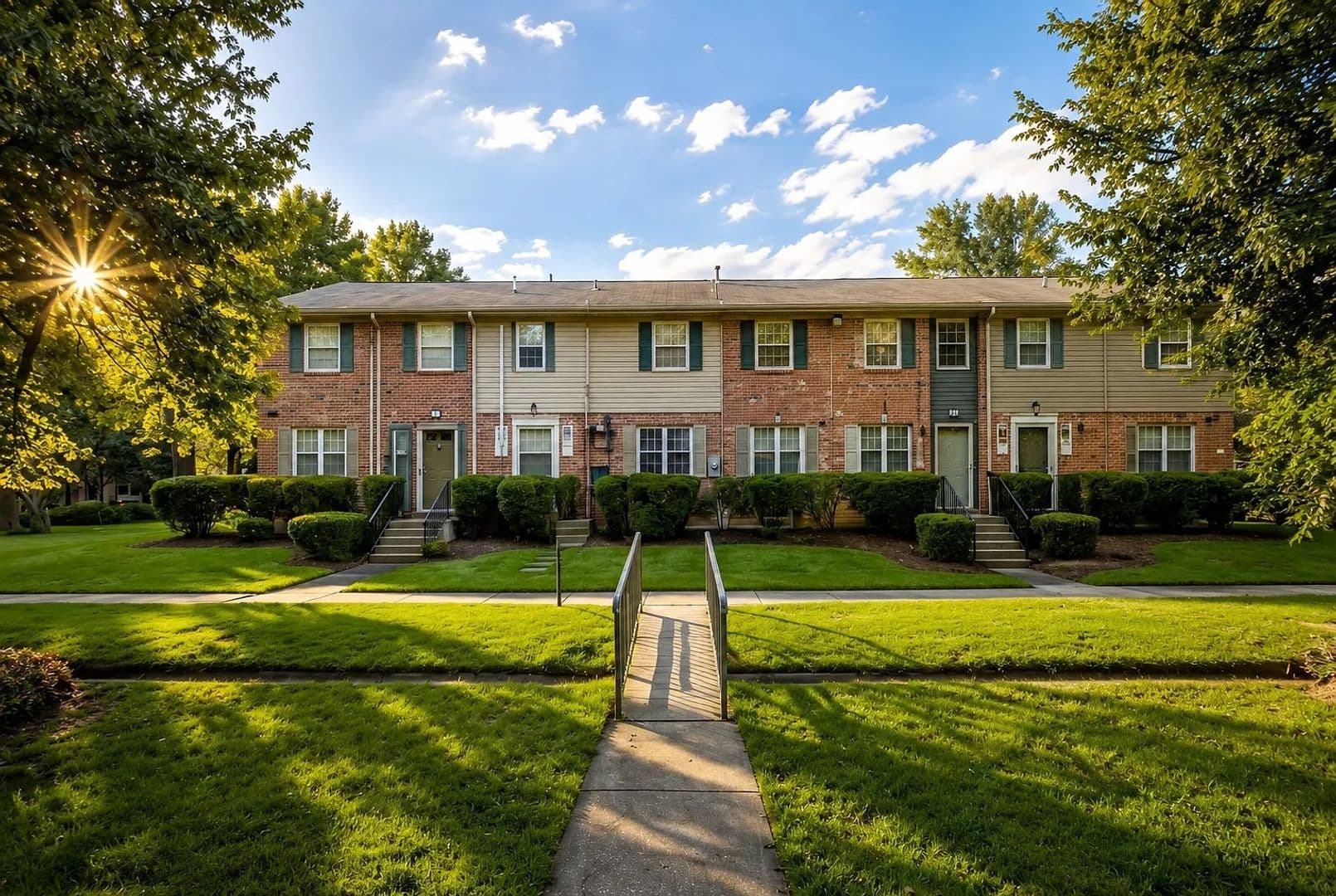 Lawrenceville House: 394 Northdale Rd