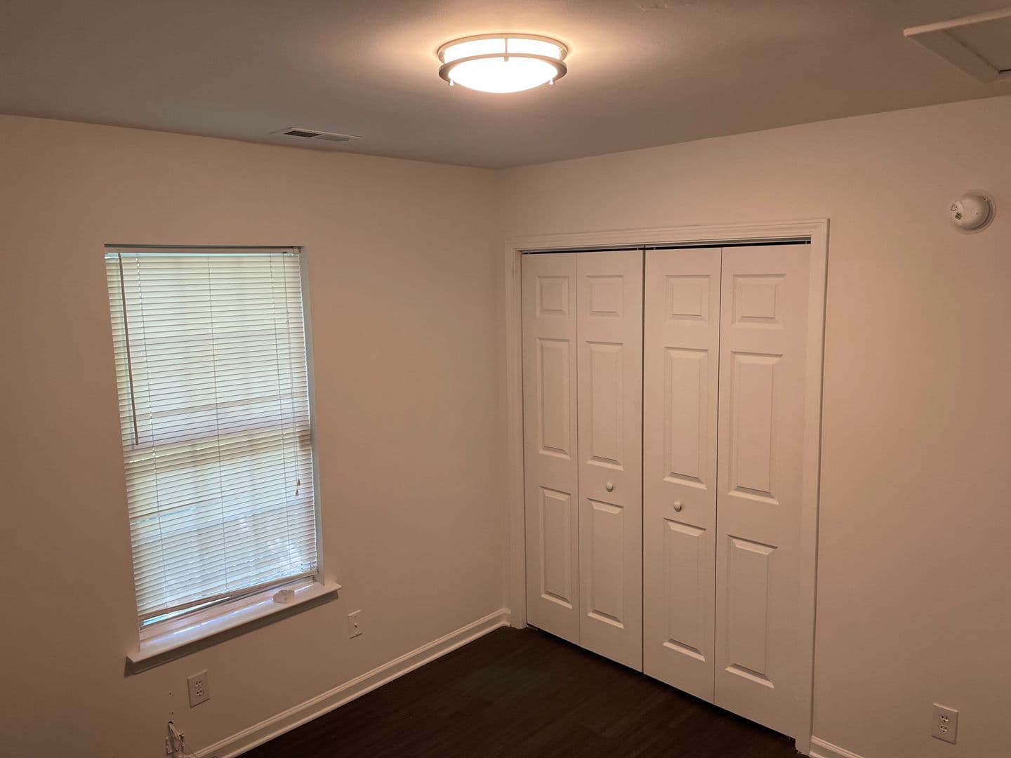 Charlotte House: 913 Tennyson Dr