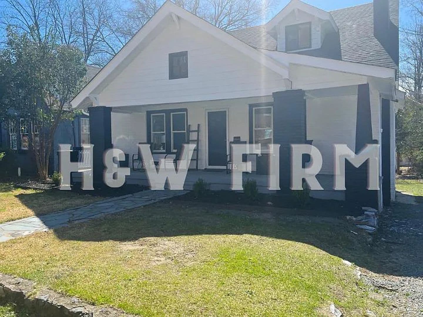 Durham House: 404 Formosa Ave