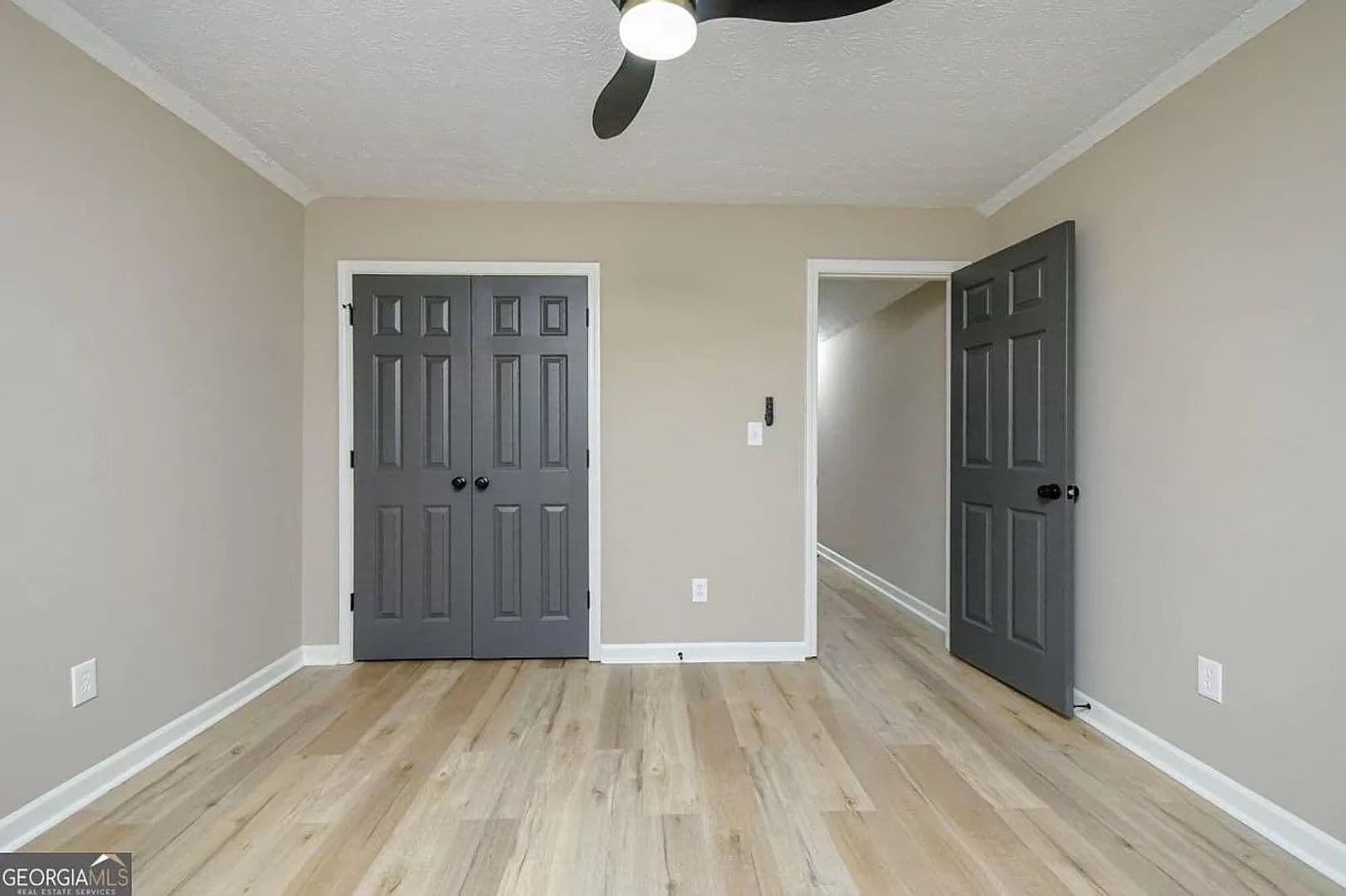 Decatur House: 3840 Brown Dr