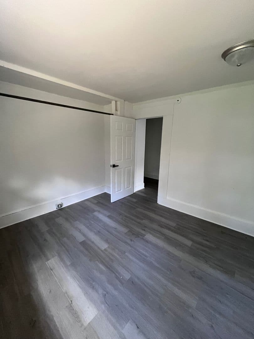 Gastonia House: 312 Davis Park Rd