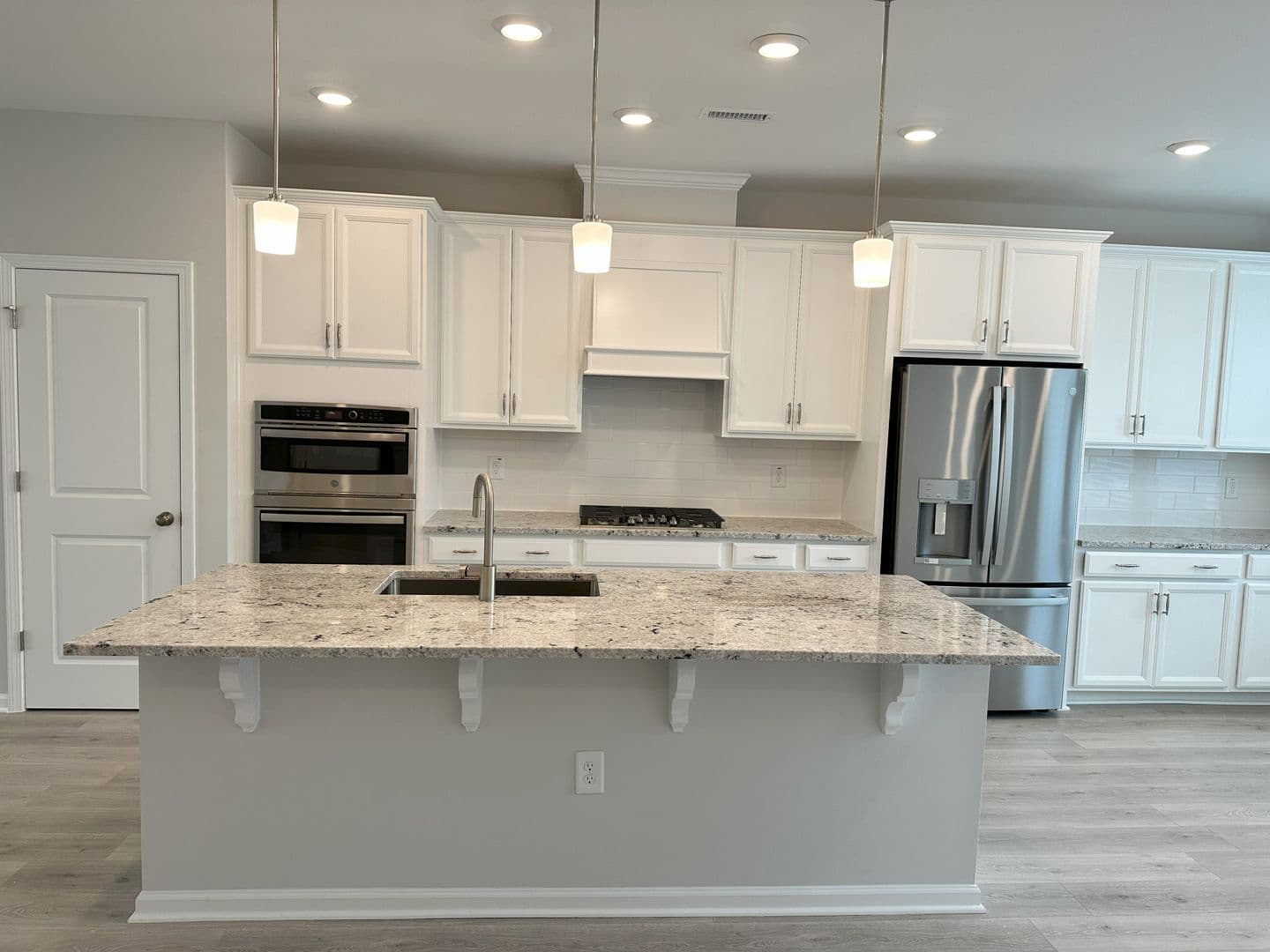 Apex House: 2802 Austin Falls Sta