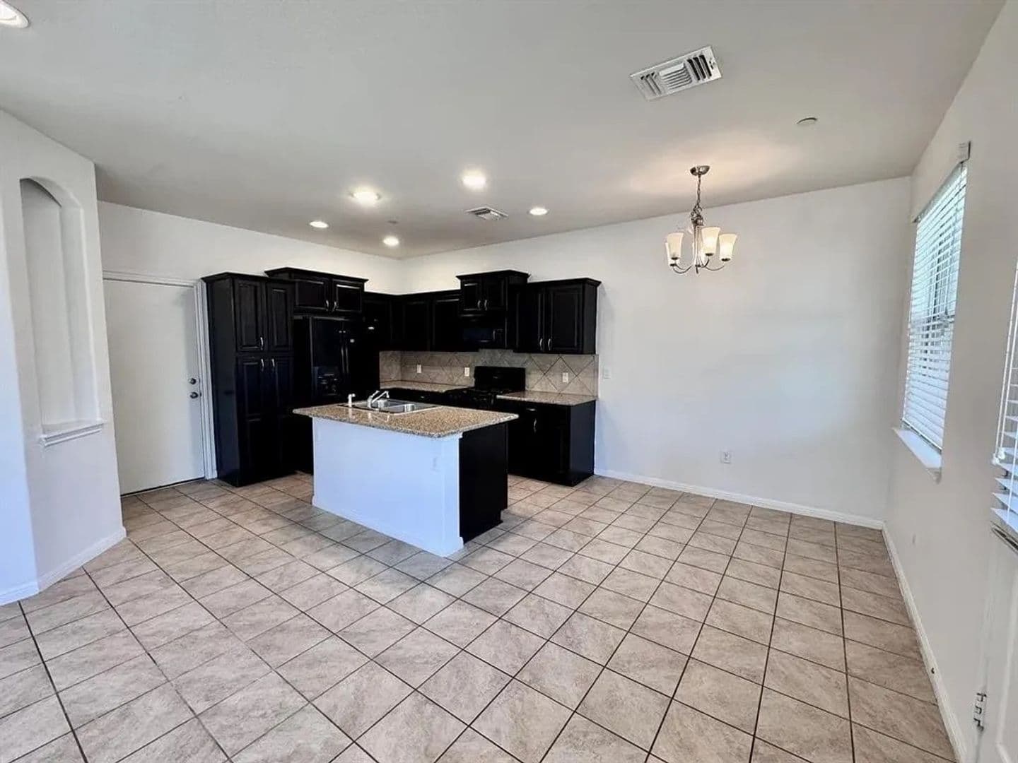 Round Rock House: 1001 Zodiac Ln