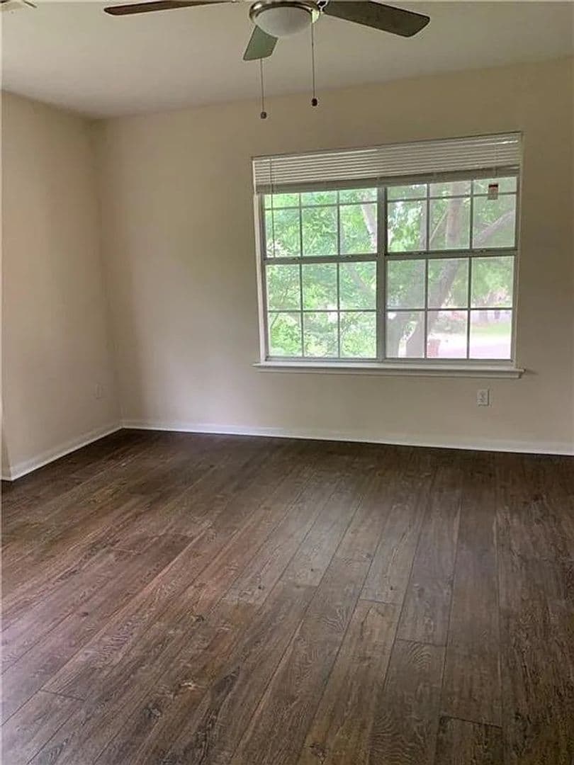 Round Rock House: 1724 Fort Grant Dr