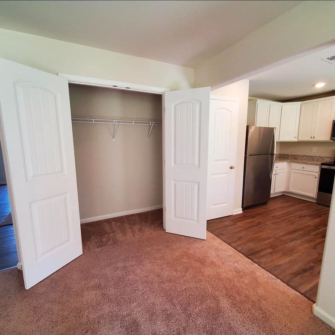 Charlotte House: 9111 Creedmore Hills Dr