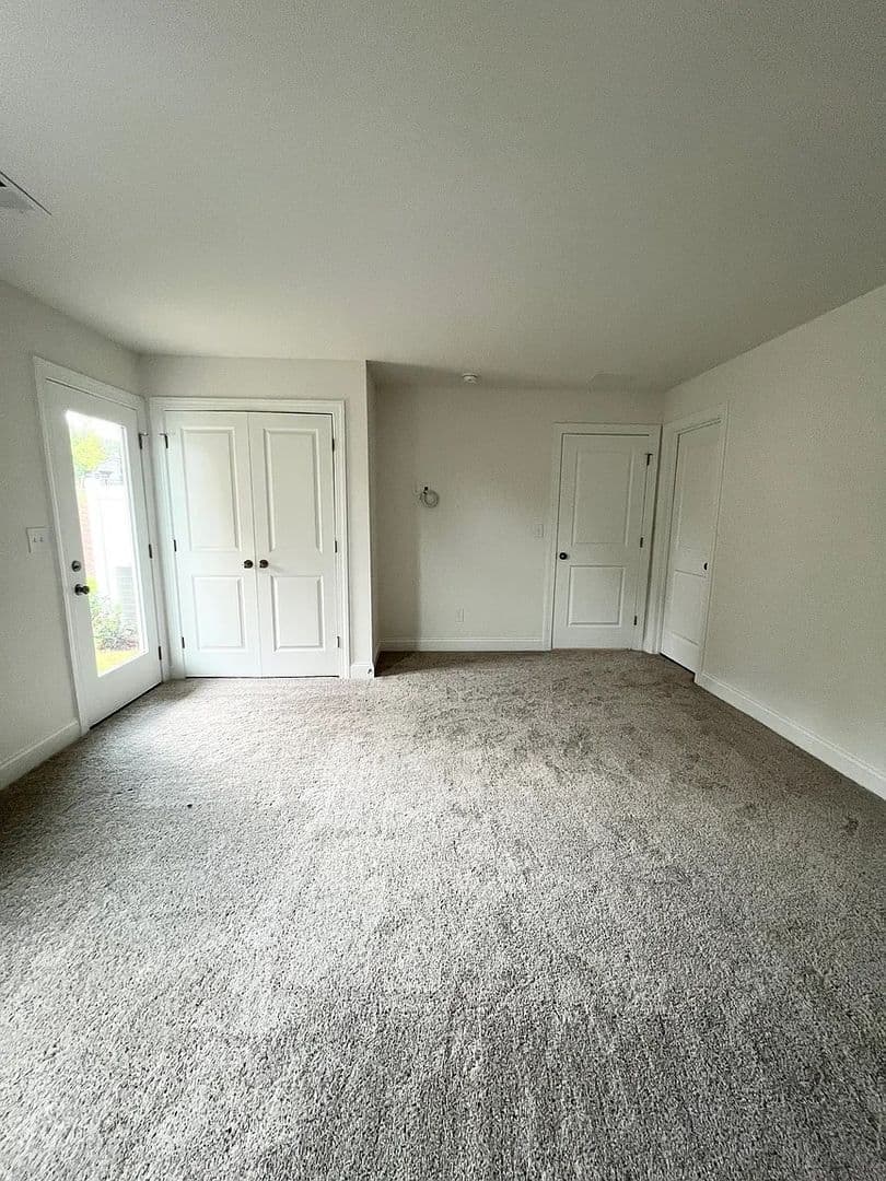 Concord House: 9214 Walnut Hill Rd NW