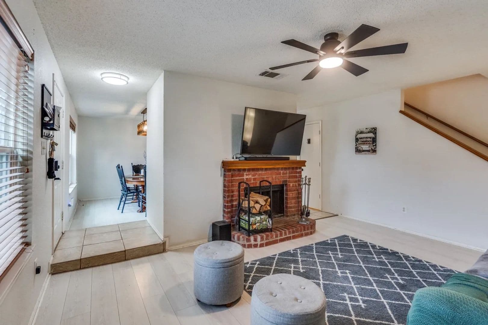 McKinney House: 606 Bandera St