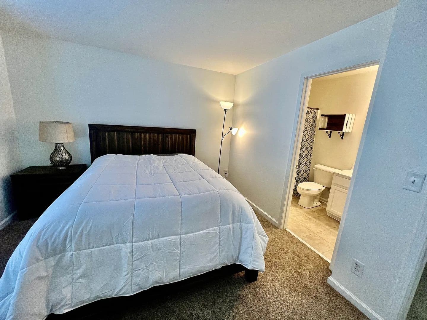 Charlotte House: 519 Donatello Ave