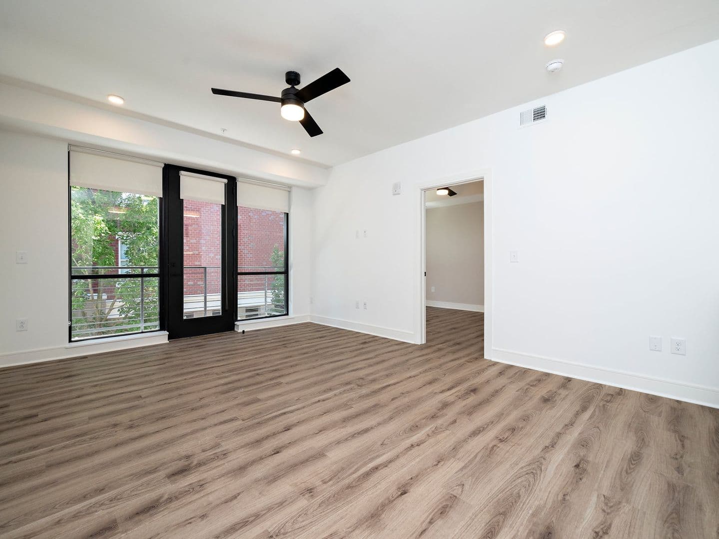 Raleigh House: 615 W Peace St