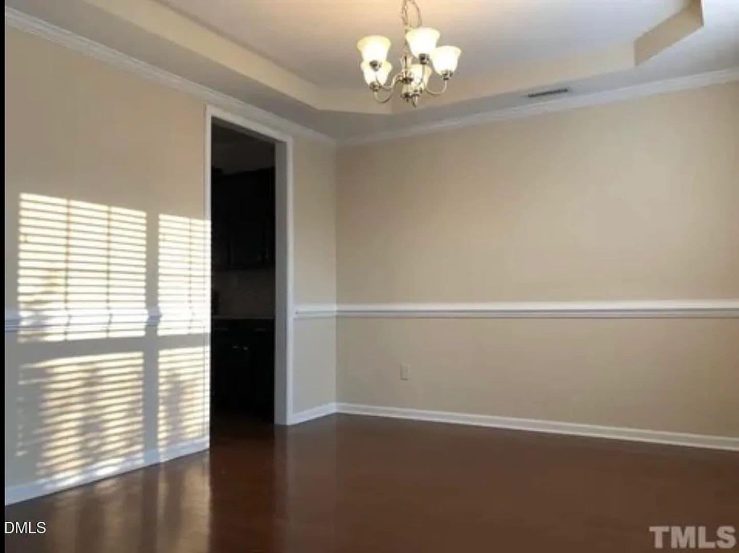Raleigh House: 4248 Brintons Cottage St