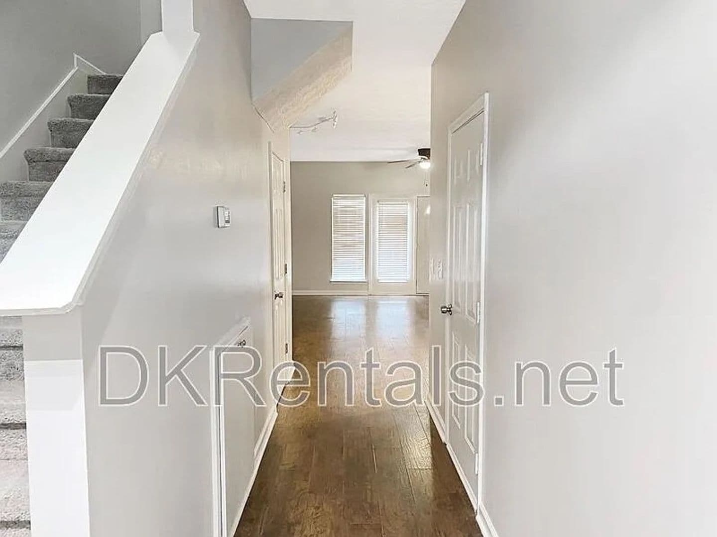 East Point House: 4416 Stone Gate Way