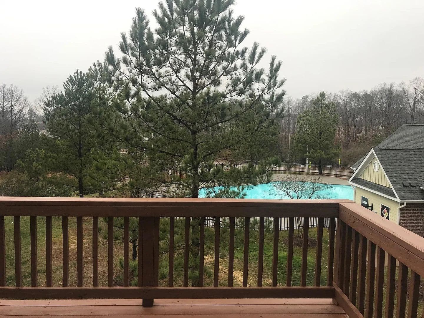 Cary House: 215 Dove Cottage Ln