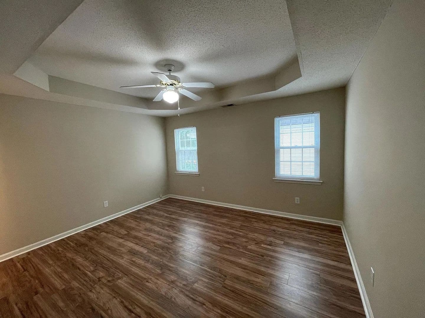 Cartersville House: 44 Pointe N Dr