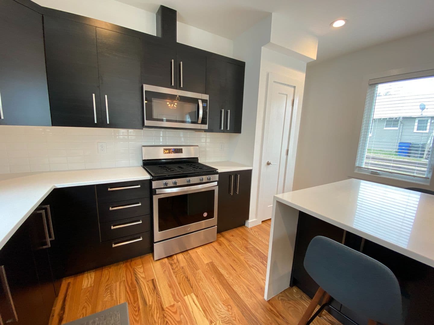 Raleigh House: 218 Heck St