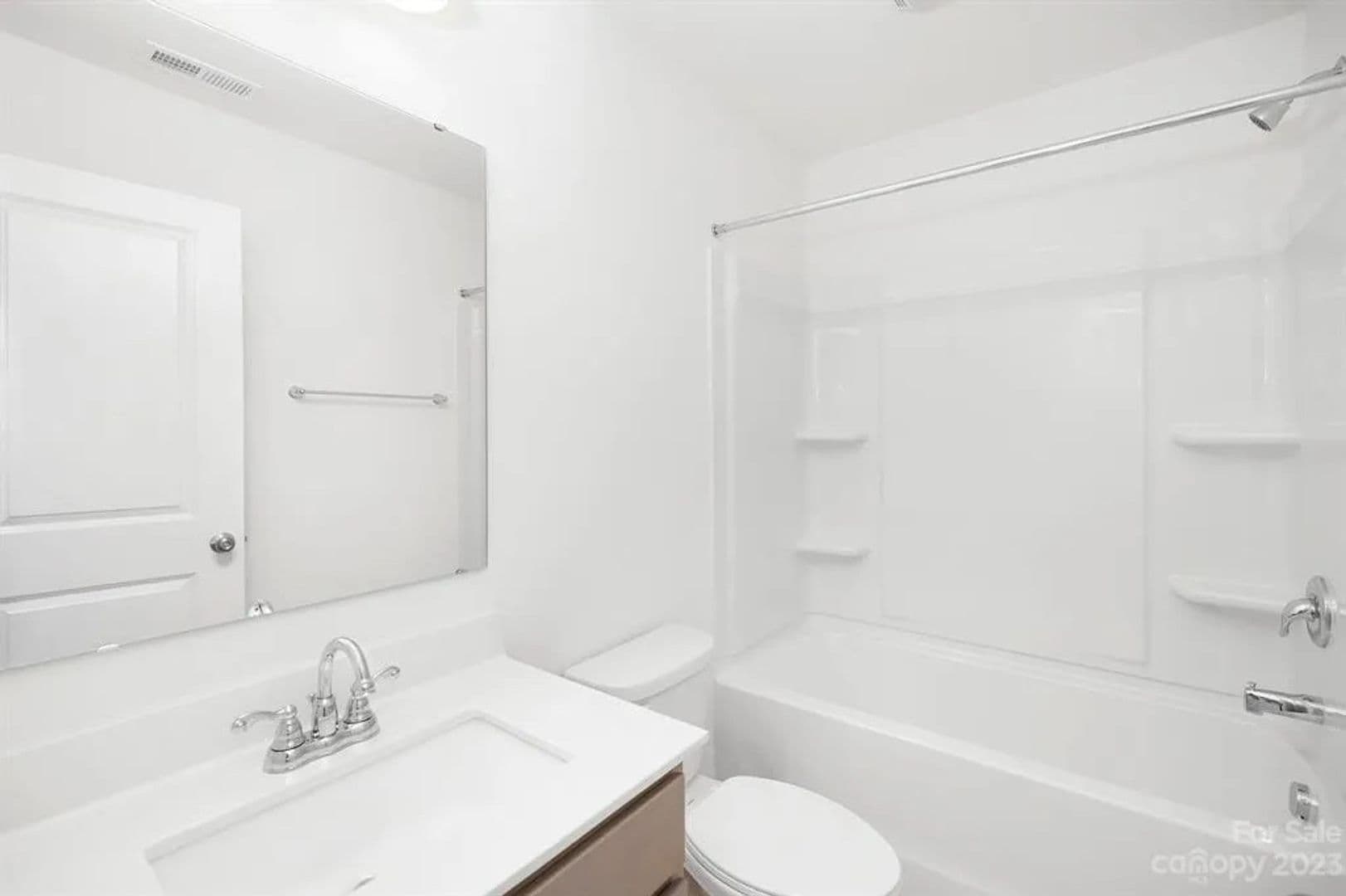Charlotte House: 15128 Scoter St