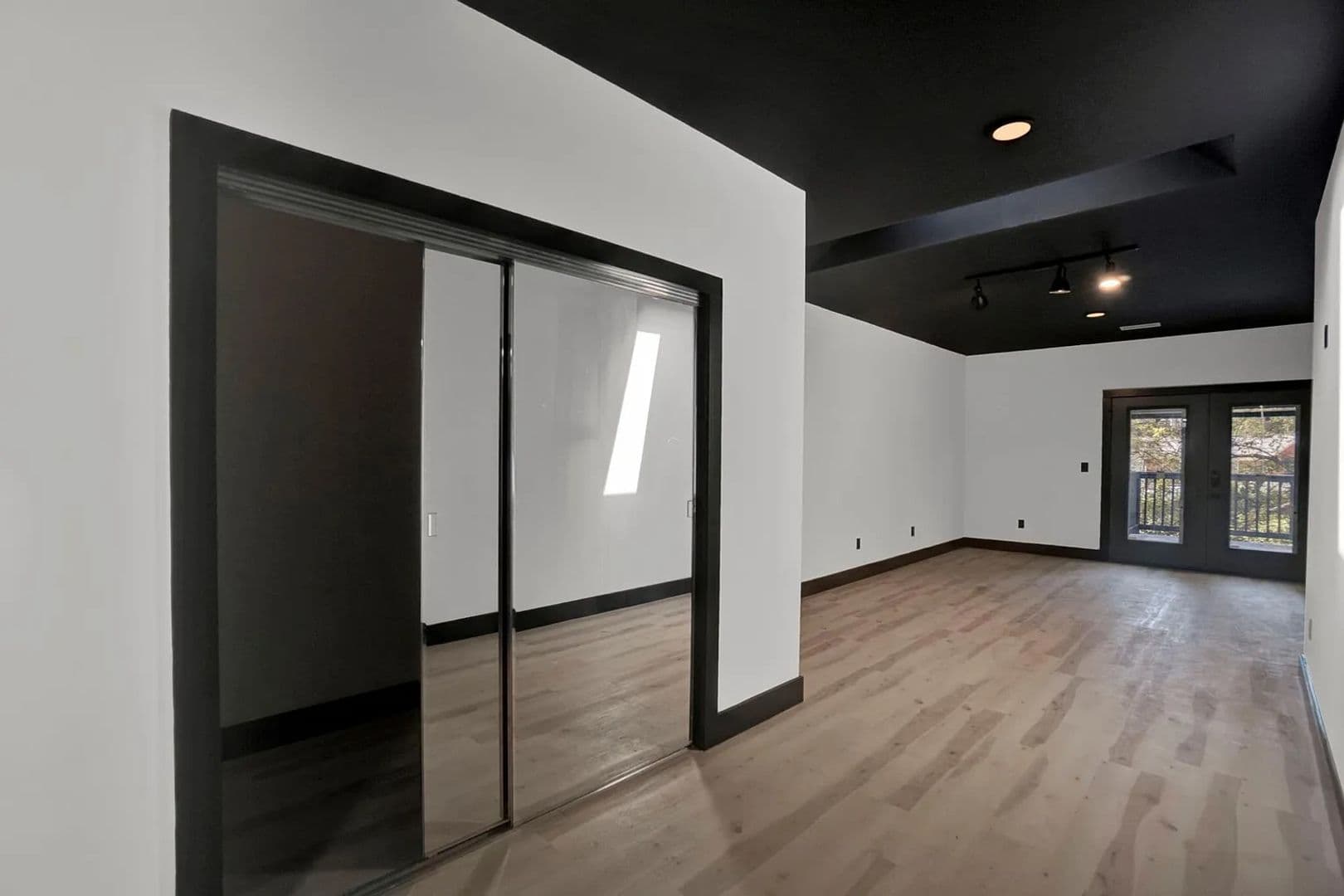 Rock Hill House: 228 Pursley St