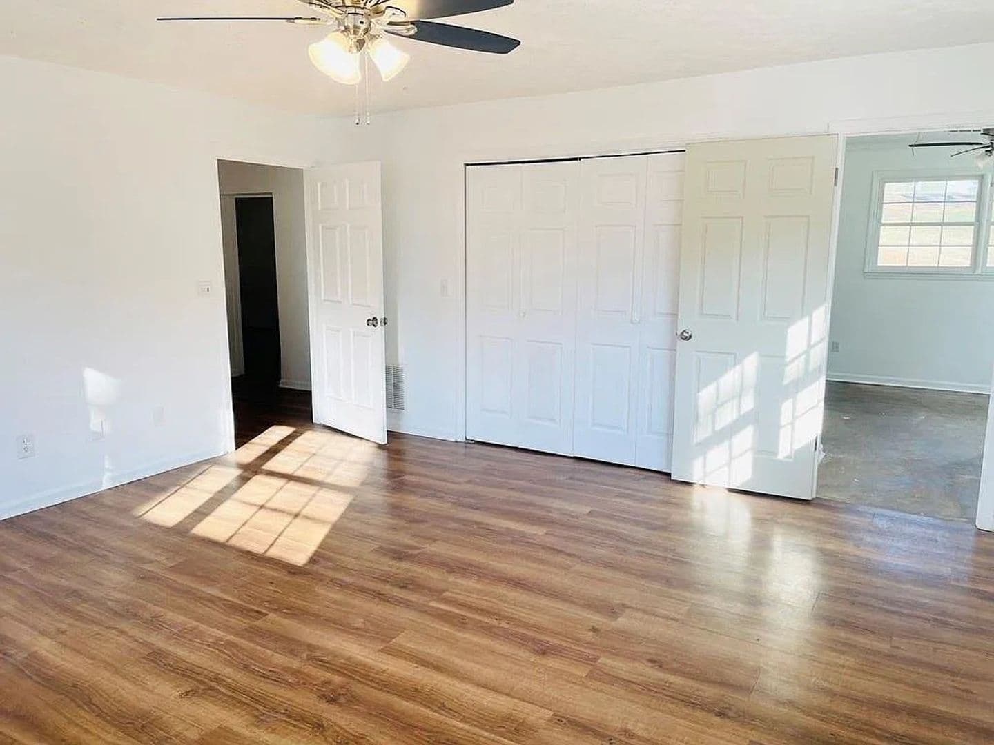 McDonough House: 1033 GA-155 N