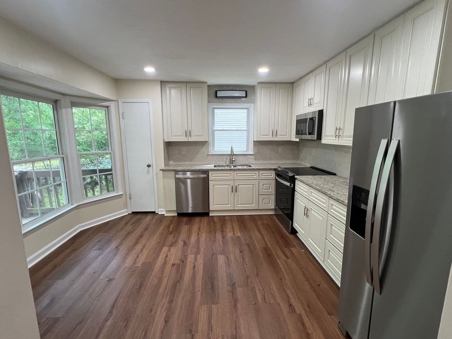 Marietta House: 2410 Hillboro Cir SW