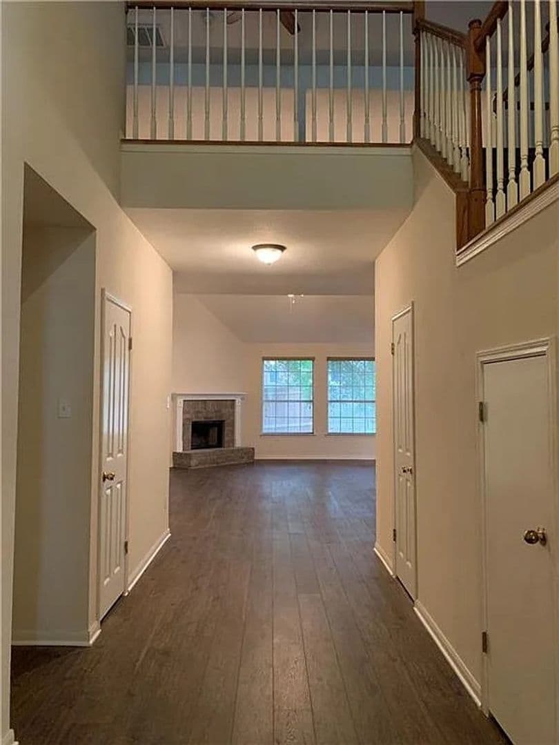 Round Rock House: 1724 Fort Grant Dr
