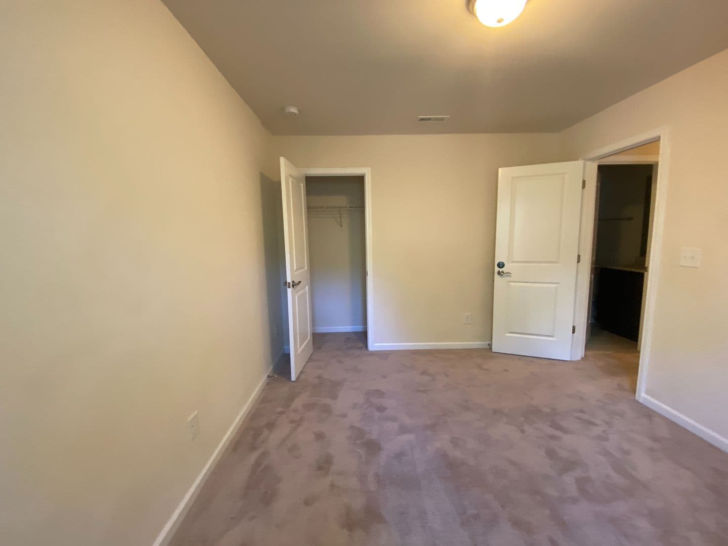 Charlotte House: 8517 Sharonbrook Dr