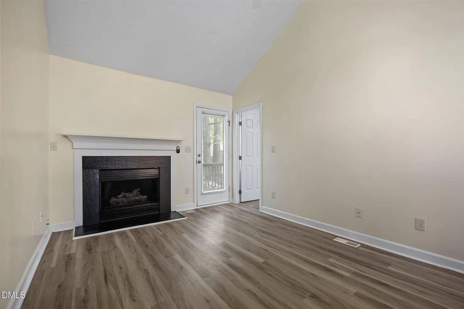 Raleigh House: 1627 Oakland Hills Way