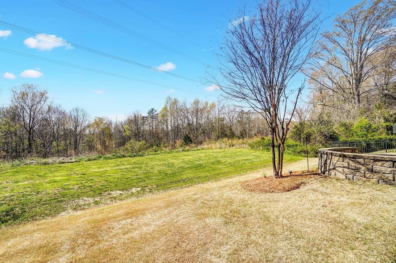 Pineville House: 14420 Green Birch Dr