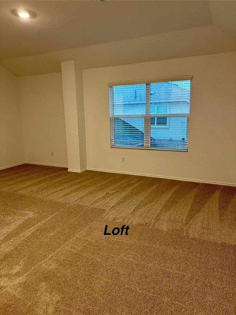 Leander House: 1320 Pickerel St