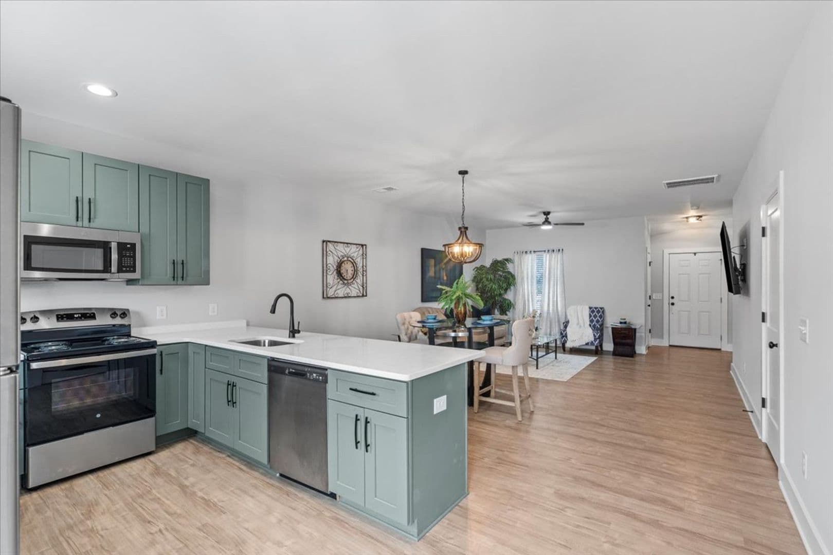 Concord House: 193 Freeze Ave NW