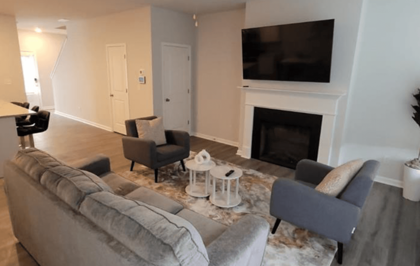 Union City House: 4333 Shafer Ct