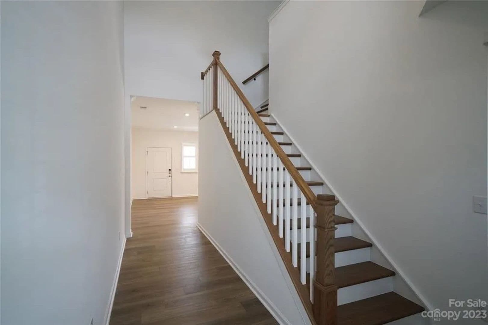 Charlotte House: 22047 Lani Dr