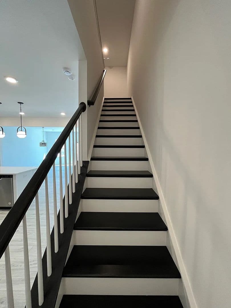 Charlotte House: 11031 Pagebrook Ln