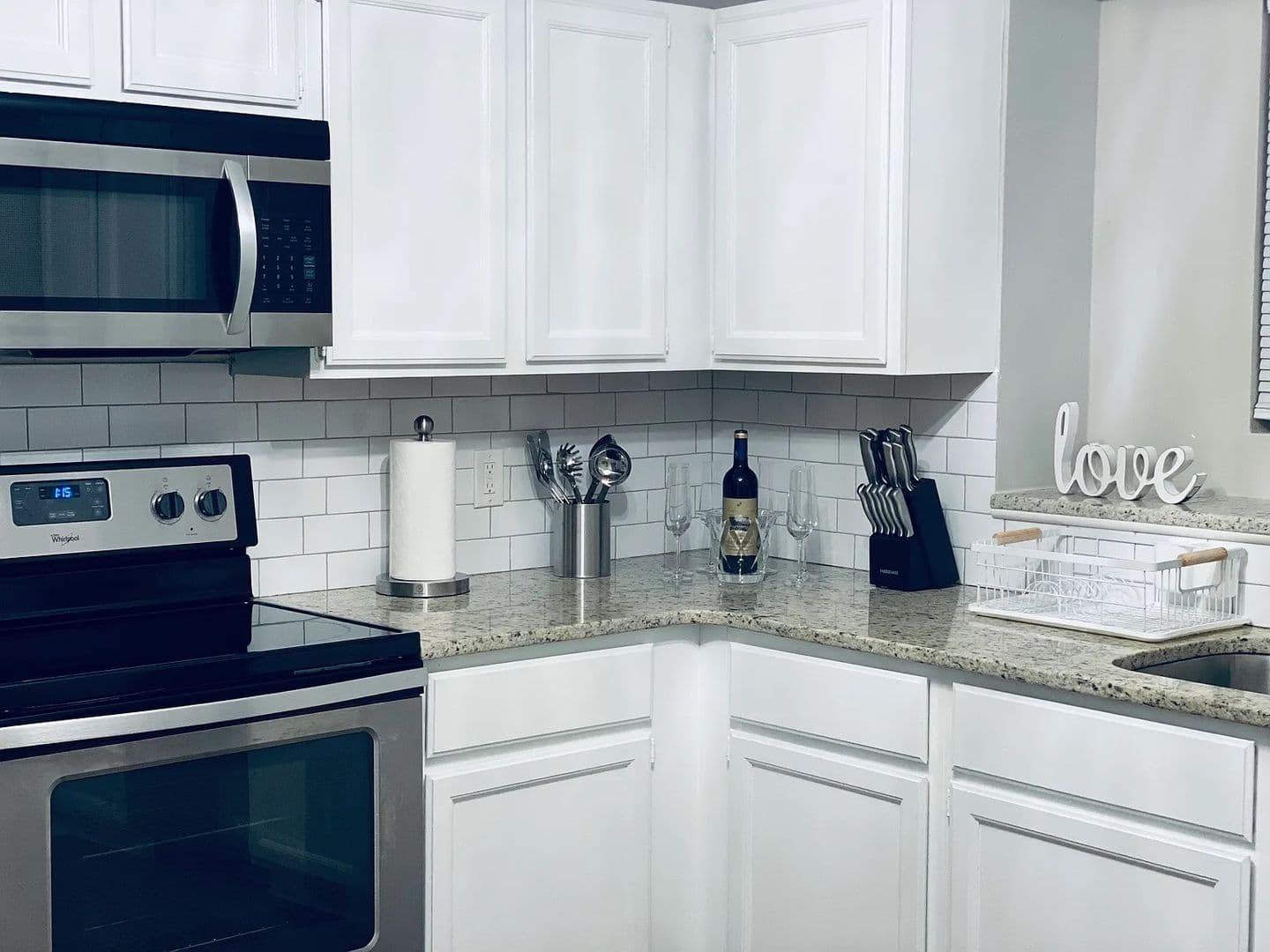 Stone Mountain House: 5518 Mountain Springs Cir