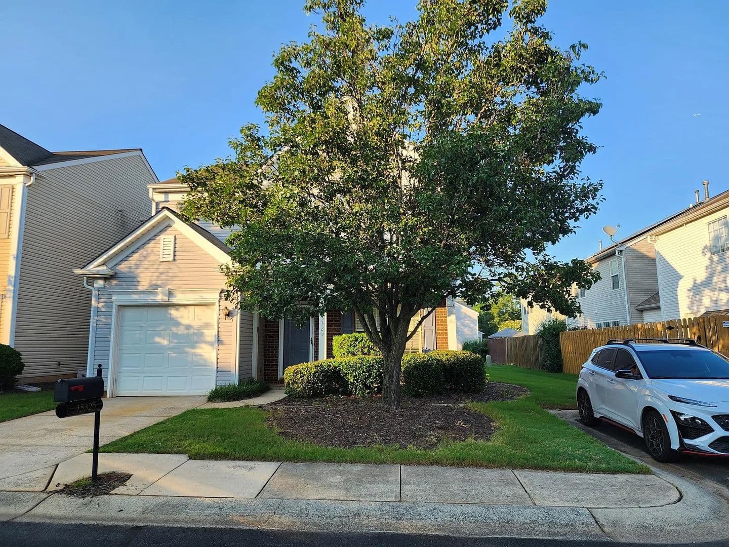 Charlotte House: 15325 Lavista Way
