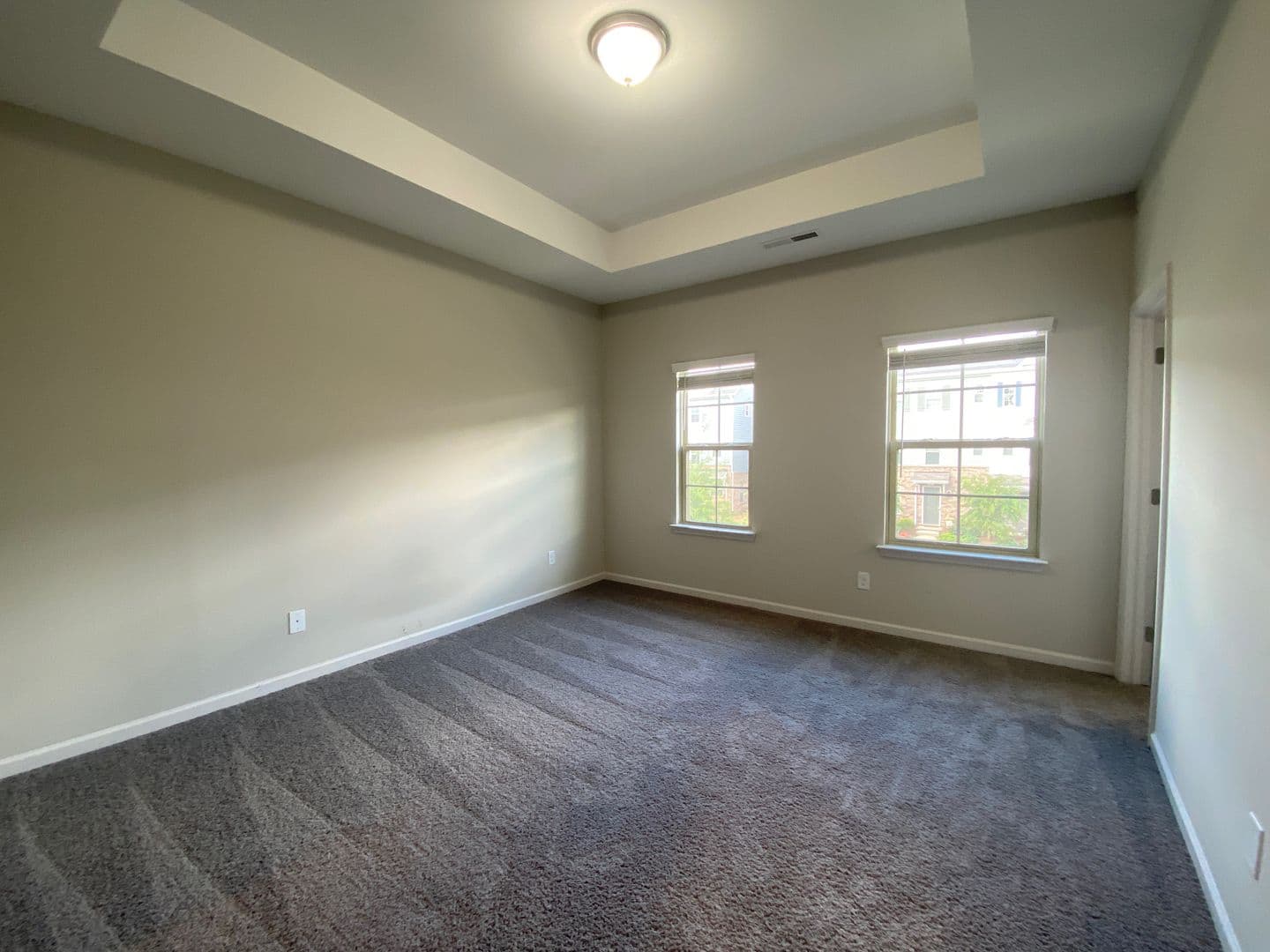 Charlotte House: 9436 Ainslie Downs St