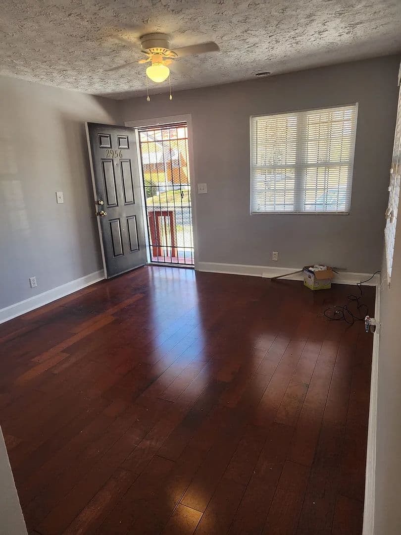Atlanta House: 2956 8th St