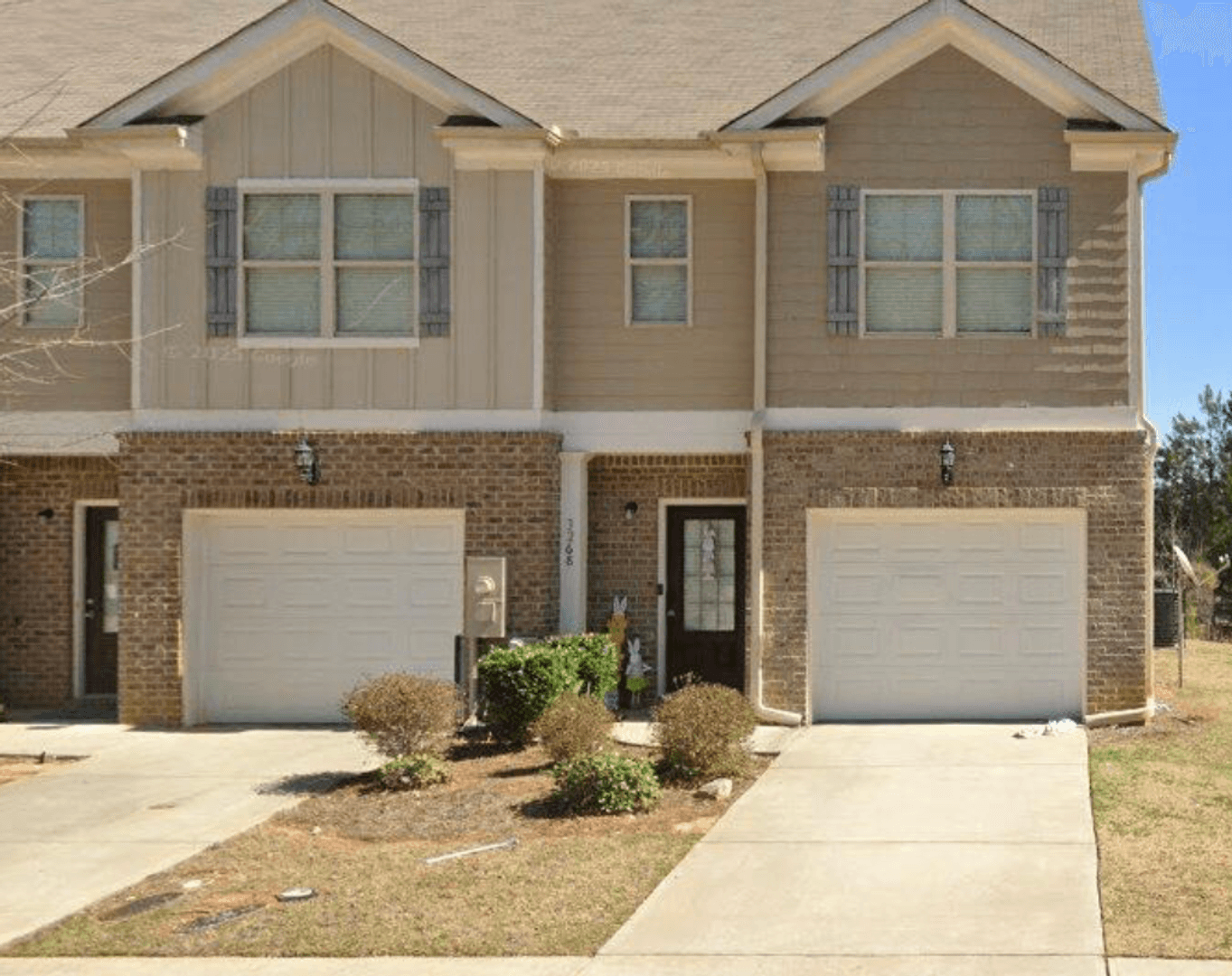 Stonecrest House: 3268 Pennington Dr