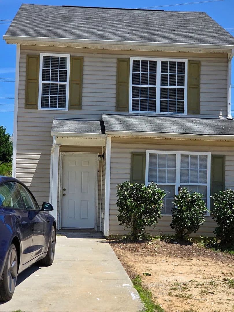 Raleigh House: 4337 Haverty Dr