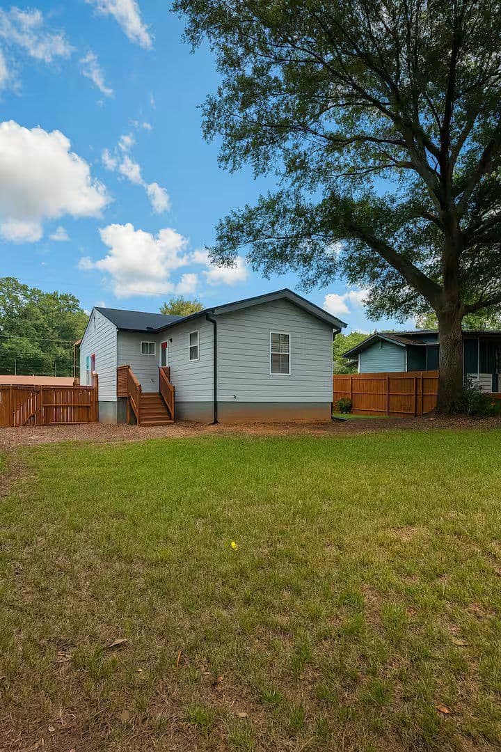 Forest Park House: 521 Granade Dr