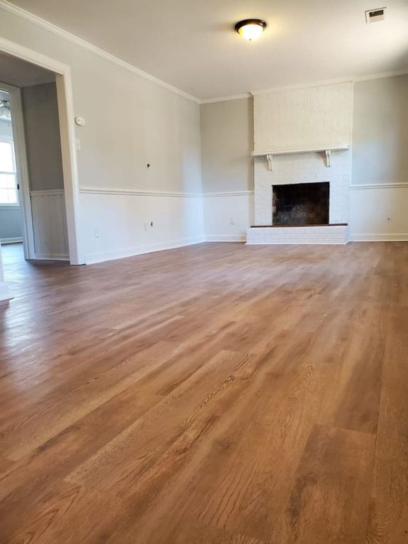 Cary House: 820 N Harrison Ave
