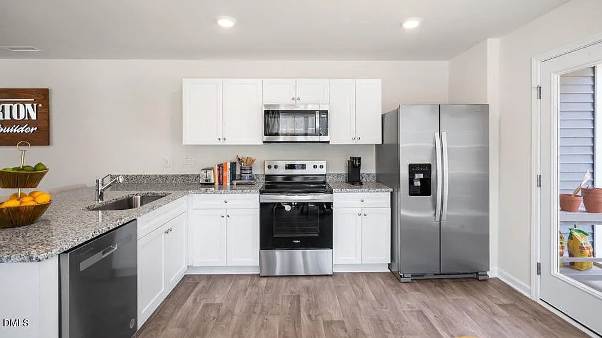 Raleigh House: 8510 Beckett Chase Wy