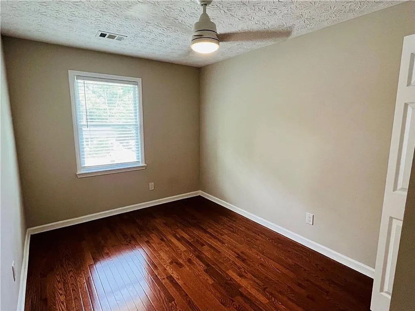 Decatur House: 2237 Scotty Cir