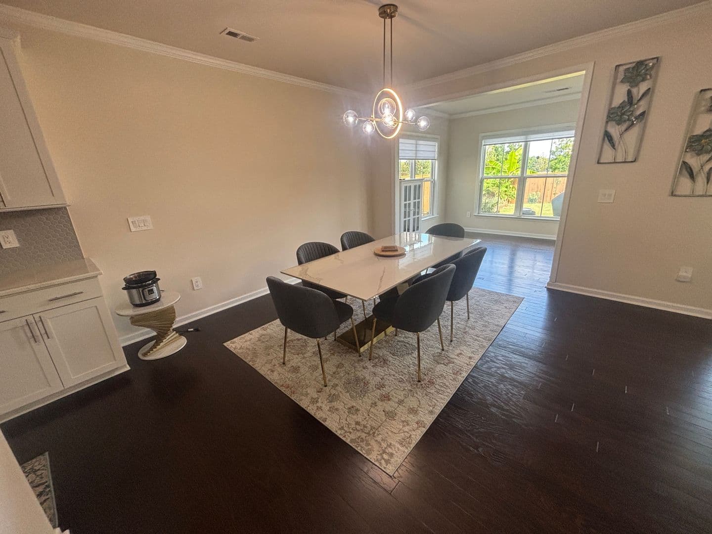 Holly Springs House: 317 Aintree Ave