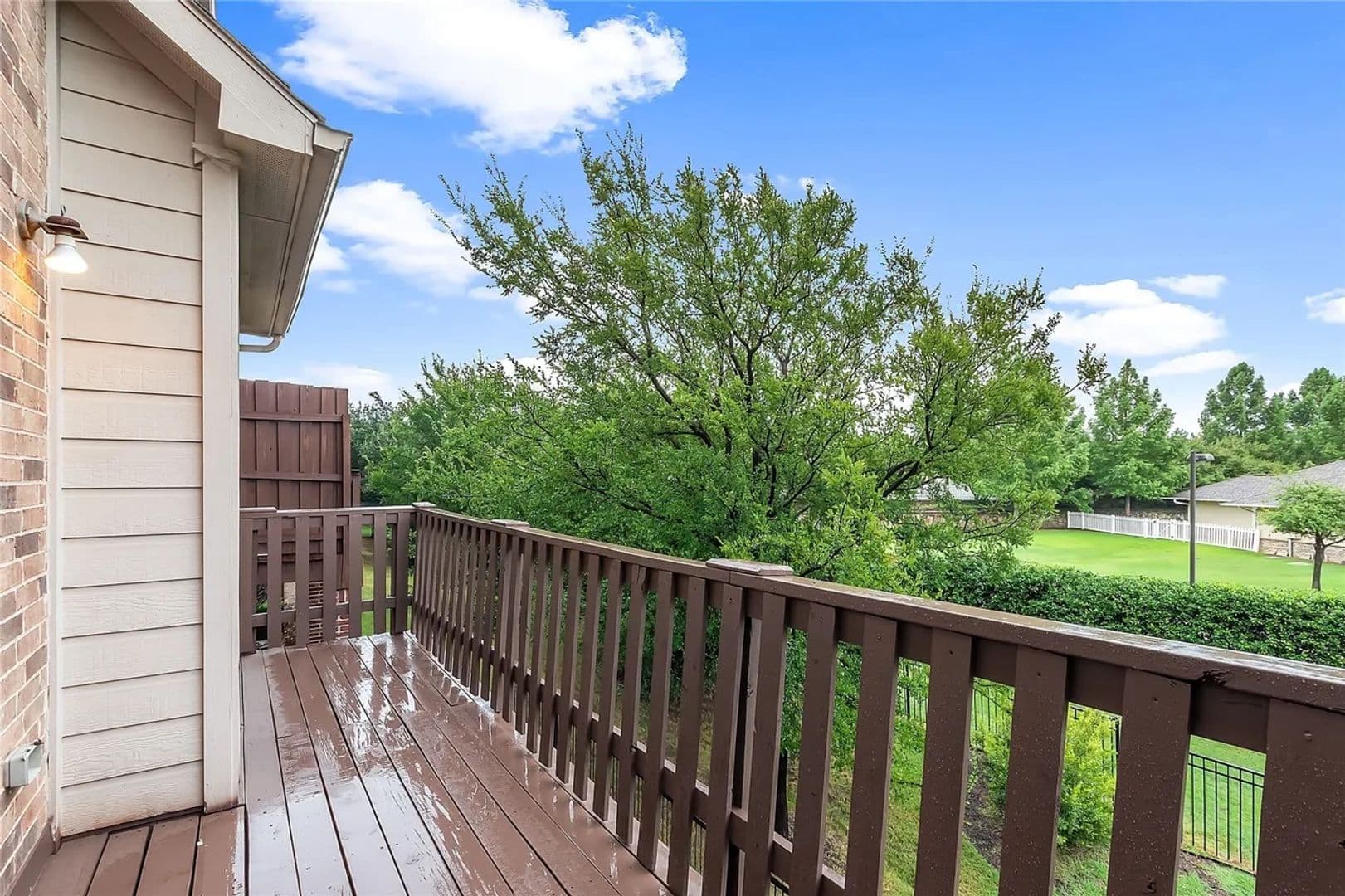 Irving House: 1347 Chase Ln