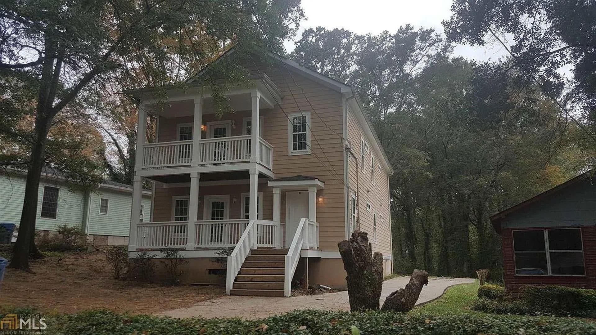 Atlanta House: 854 Ridge Ave NW