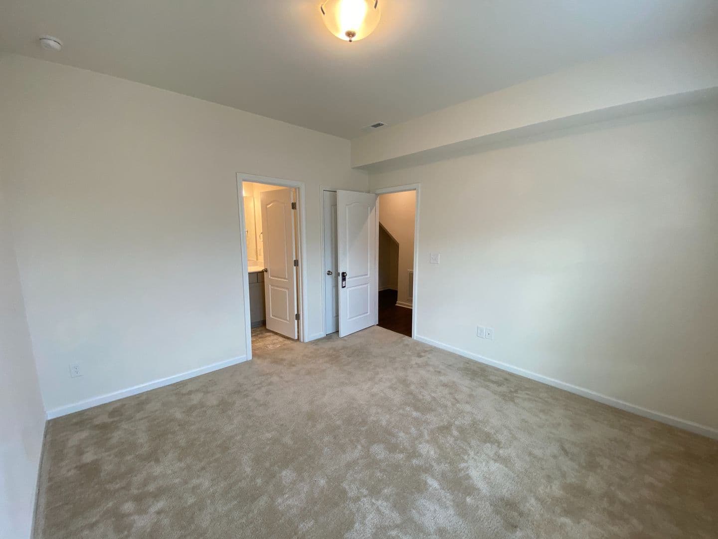Cary House: 4117 Mahal Ave