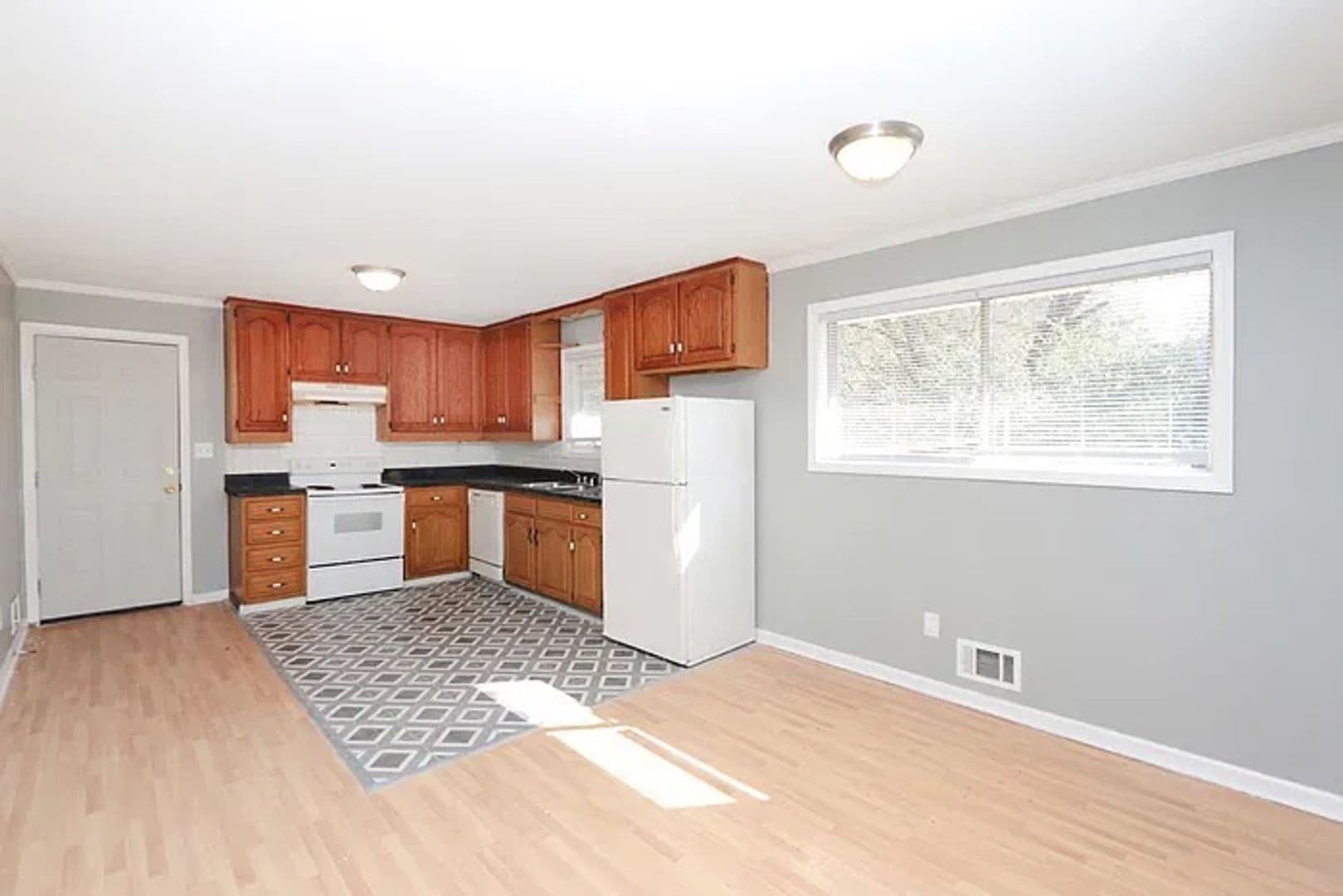 College Park House: 3650 Leisure Ln