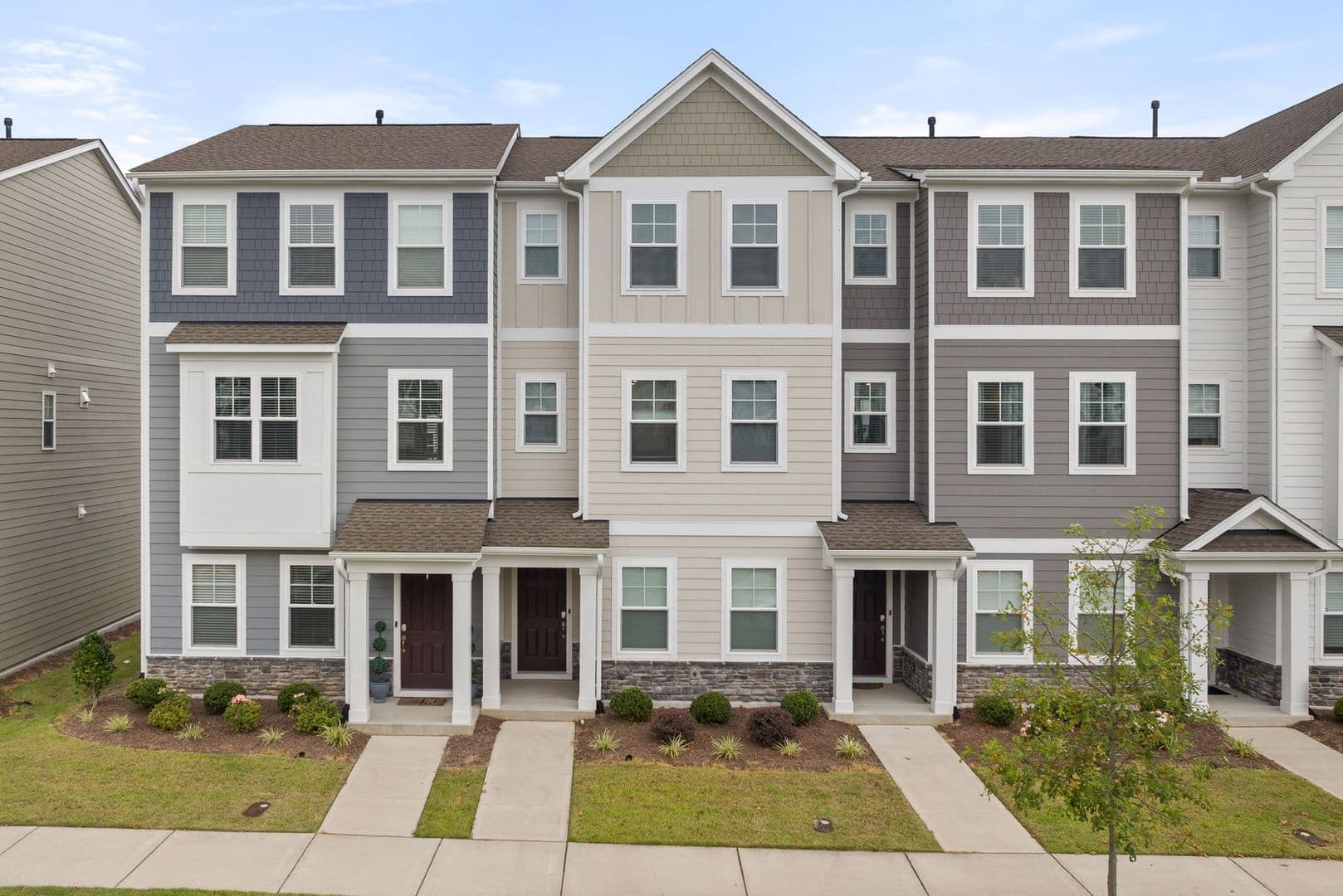 Raleigh House: 6322 Perry Creek Rd