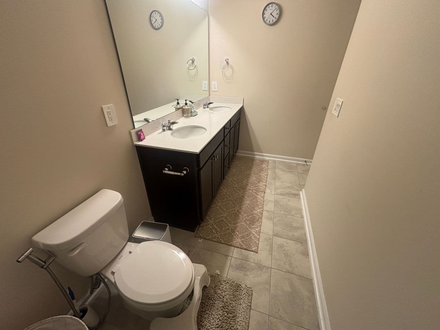 Holly Springs House: 317 Aintree Ave