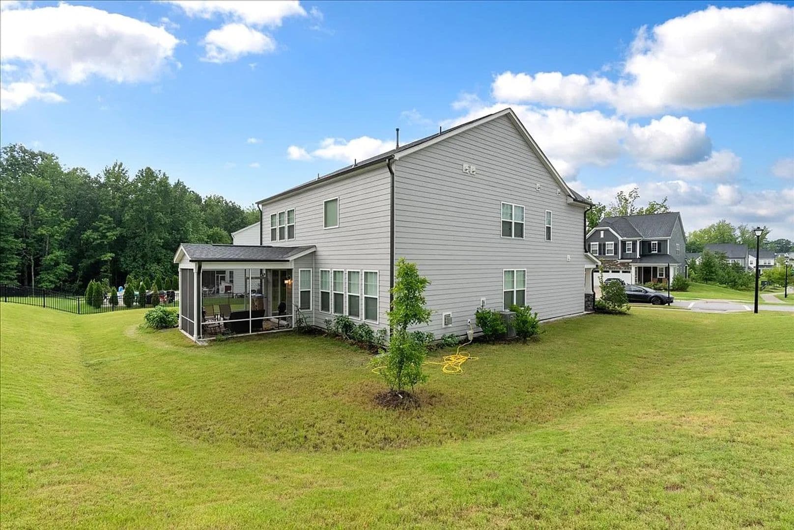 Wake Forest House: 736 Precipice Wy